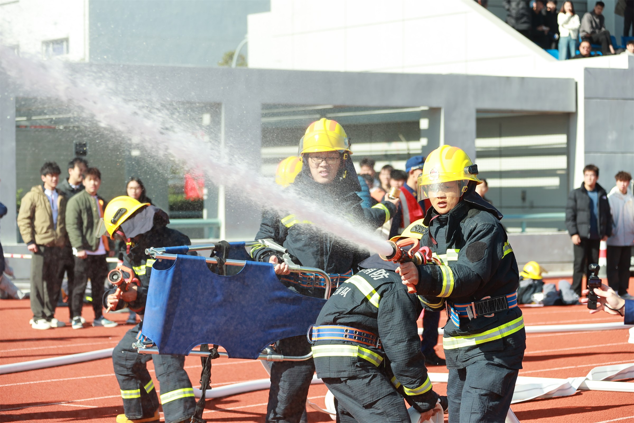 消防技能邀请赛现场